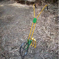 ADVANCE QUALITY WHEEL HOE WEEDER WITH ATTACHMENTS