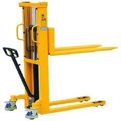 MANUAL STACKER 2000 KG