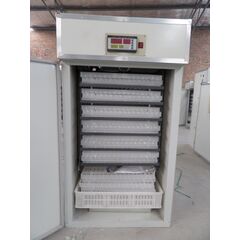 AUTOMATIC 600 EGG CAPACITY METAL BODY INCUBATOR