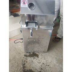 AUTOMATIC SUGARCANE JUICER MACHINE 1.5HP SS BODY