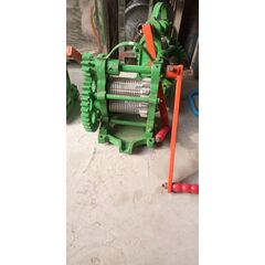MINI SUGARCANE JUICER MACHINE