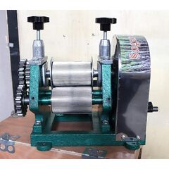 SUGARCANE JUICER MACHINE WITH HONDA ENGINE