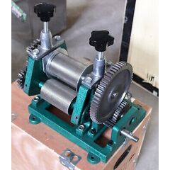 SUGARCANE JUICER MACHINE WITH HONDA ENGINE