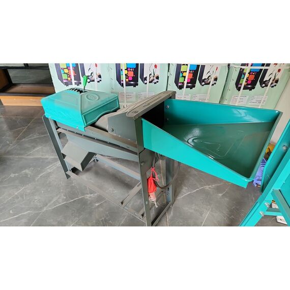 THRESHER MACHINE GEAR MODEL WITHOUT MOTOR