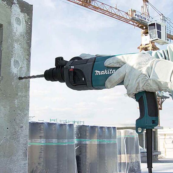 MAKITA HR2230 ROTARY HAMMER 710W
