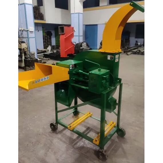 BLOWER TYPE CHAFF CUTTER 5 HP