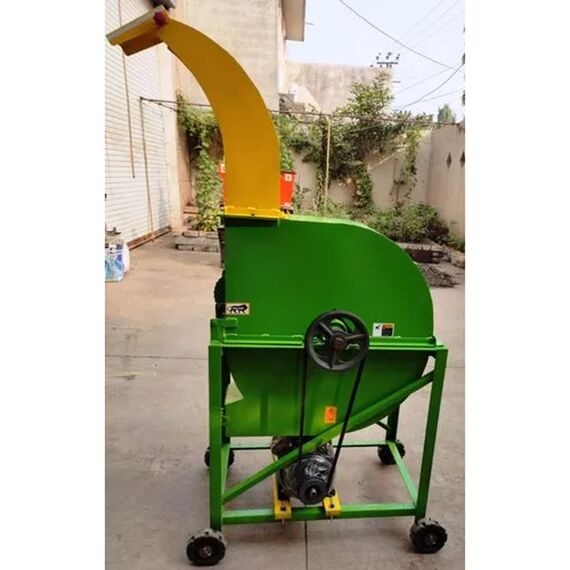 BLOWER TYPE CHAFF CUTTER 5 HP