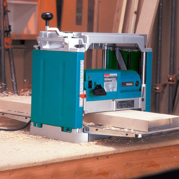 MAKITA 2012NB PLANER 1650W