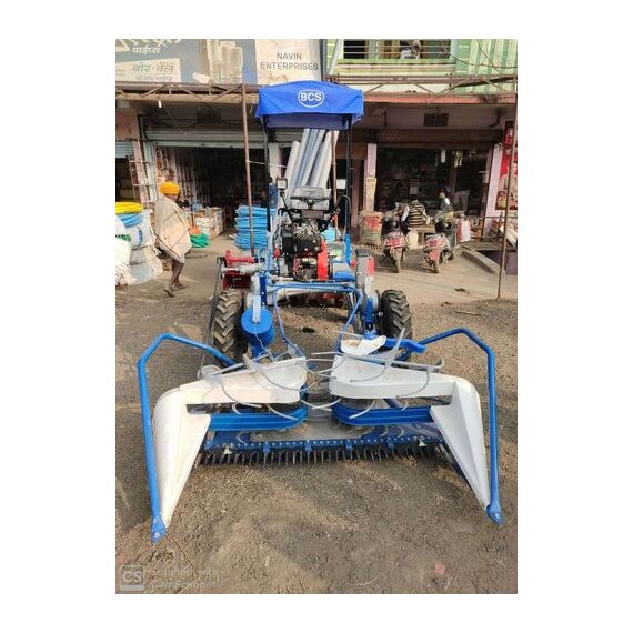 SELF PROPELLED REAPER BINDER 4 WHEELS 12 HP