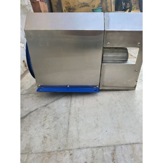 NEPTUNE SUGARCANE JUICER MACHINE SS 4 ROLLER