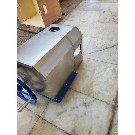 NEPTUNE SUGARCANE JUICER MACHINE SS 4 ROLLER WITH PETROL ENGINE