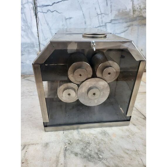 NEPTUNE SUGARCANE JUICER MACHINE SS 4 ROLLER WITH PETROL ENGINE